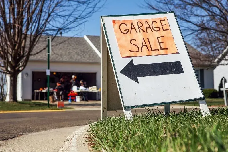 Tips for a Rocking Pre-Move Garage Sale | Royal Sydney Removal