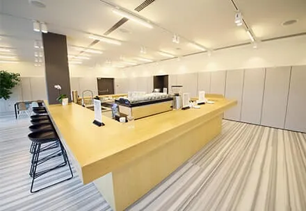 Commercial Move Commercial Move