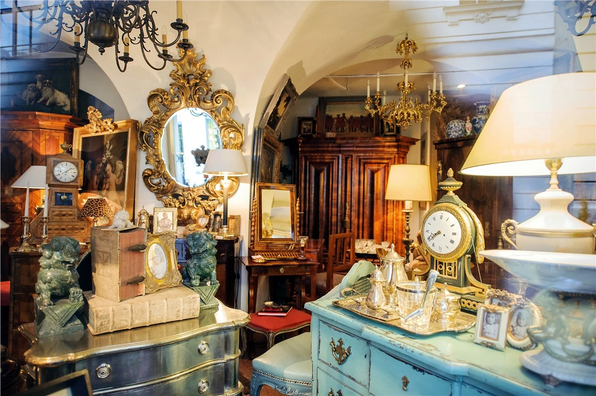 Special Considerations When Moving Antiques